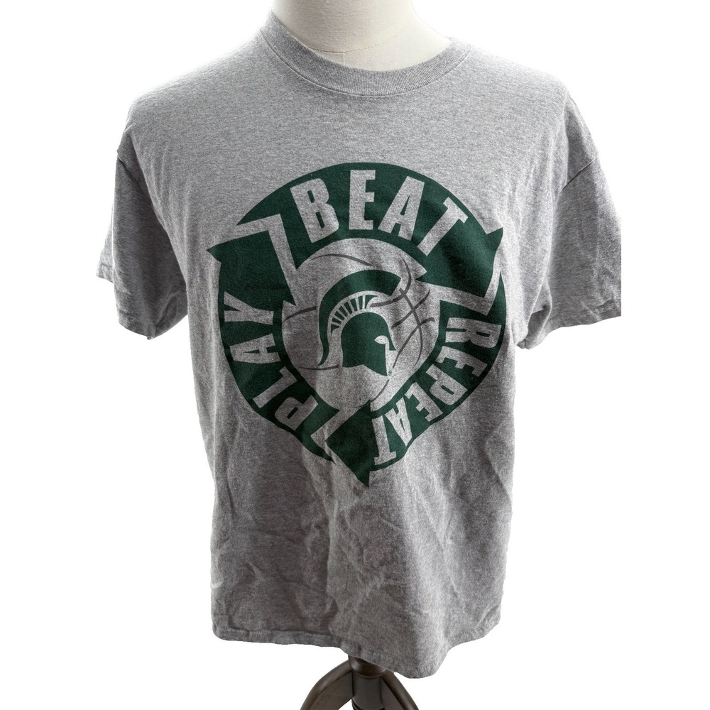 Blue 84 Michigan State Spartans Mens Play Beat Repeat Vintage Tee Shirt Medium